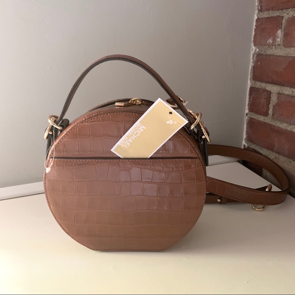 NWT authentic MK croc leather canteen crossbody - Picture 6 of 9